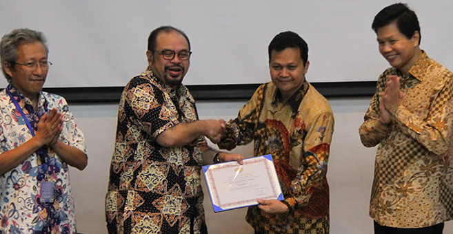 UMN: Dari Akreditasi Institusi A Menuju World Class University UMN: Dari Akreditasi Institusi A Menuju World Class University