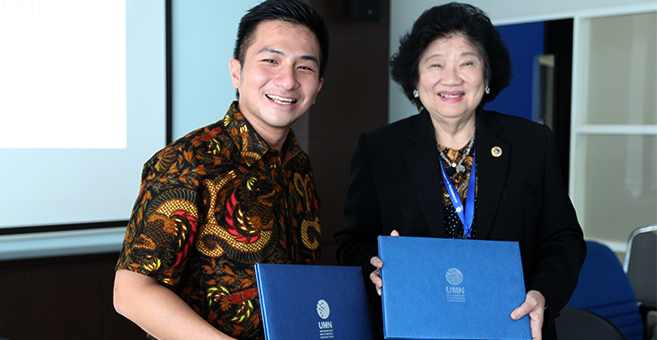 Nota kesepahaman antara UMN dan Arumdalu Private Resort Hotel ditandatangani oleh CEO PT Arumdalu Belitung Island, Albert Arron Pramono dan Wakil Rektor UMN Prof. Dr. Muliawati Siswanto