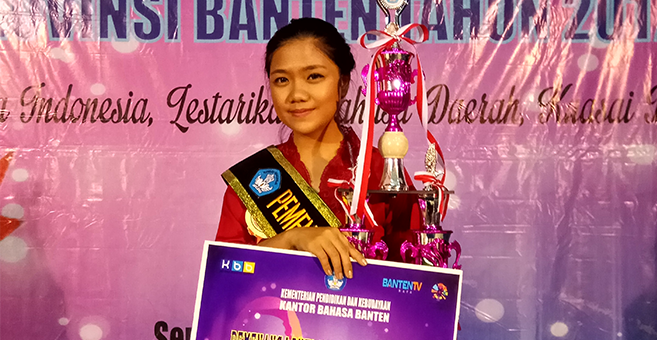 Mahasiswa Jurnalistik UMN Juara 1 Duta Bahasa Provinsi Banten 2017 Mahasiswa Jurnalistik UMN Juara 1 Duta Bahasa Provinsi Banten 2017